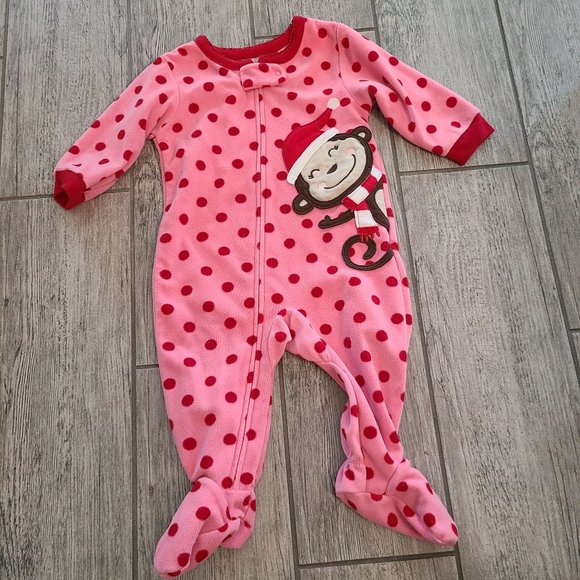 Carter's Other - 🏷 3/$15 or 5/$20 Carter's baby girl warm zippered footed pajamas pink size 6M
